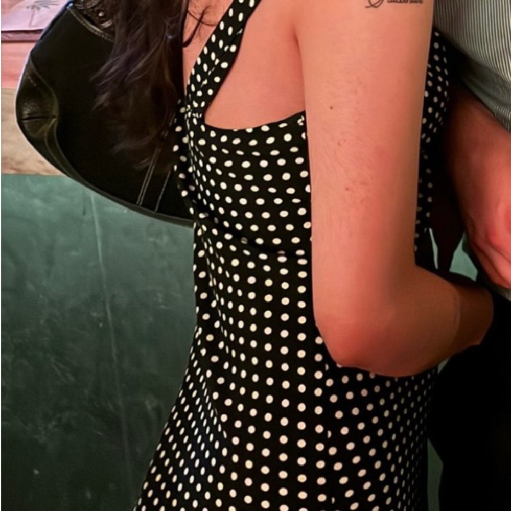 Reformation Polka dot dress - Picture 4 of 4